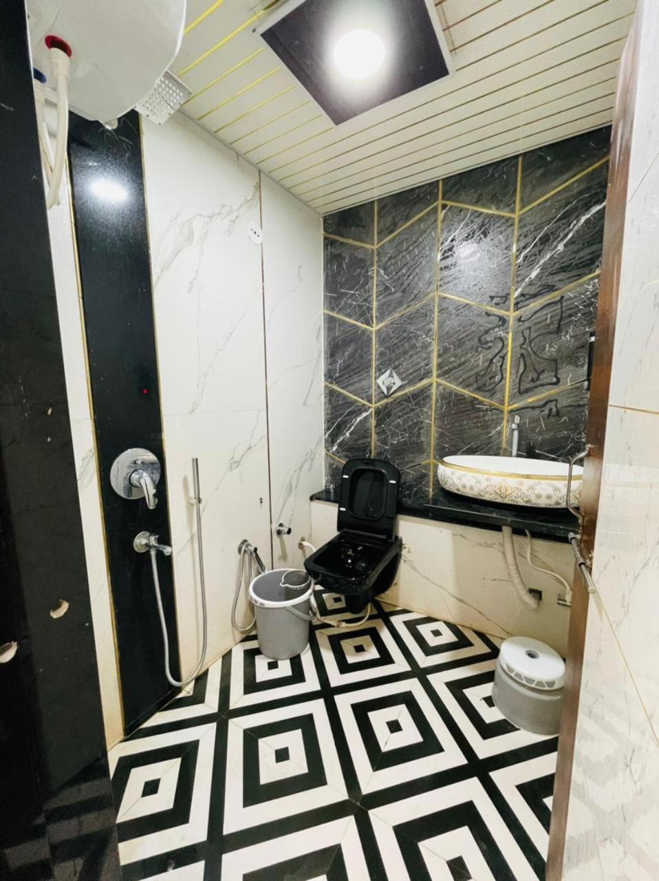 Hotel Shree Shyam Sharnam Godarpura Екстер'єр фото